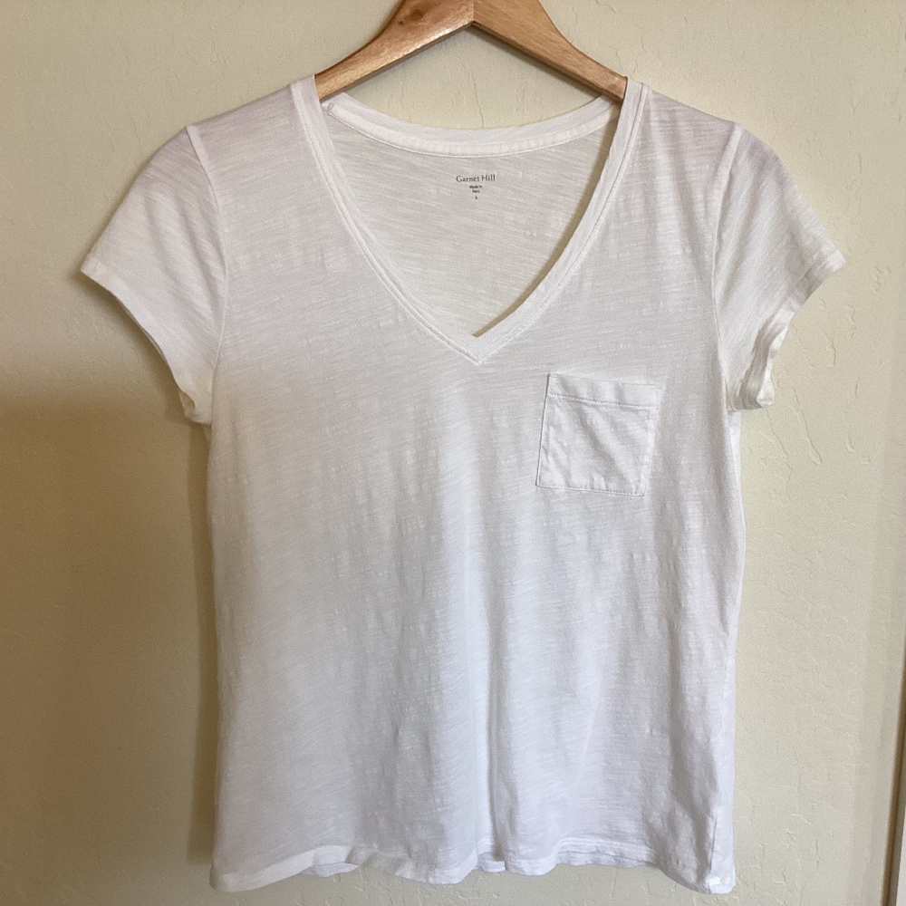 Garnet Hill Weekender V-neck Short Sleeve T-shirt